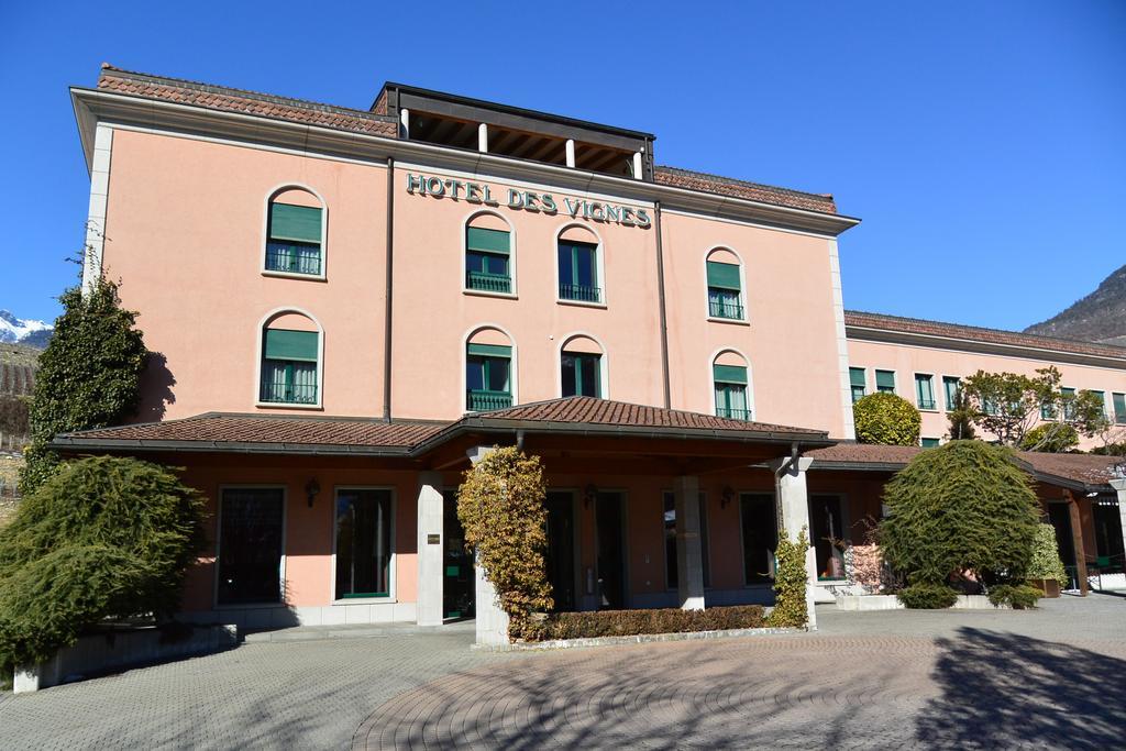 Hotel Des Vignes Saint-Leonard Exterior photo